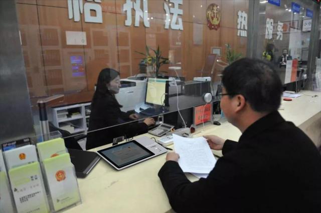 基層法院采用捷宇電子簽名終端實現(xiàn)全流程無紙化辦案